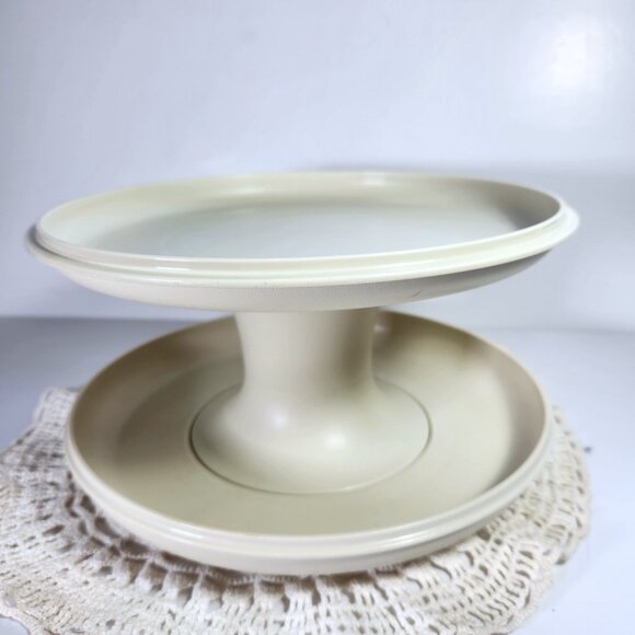 Tupperware 3 Piece Serve It All Pedestal Pie Cake Stand Cheese and Cracker Dish - Picture 1 of 6